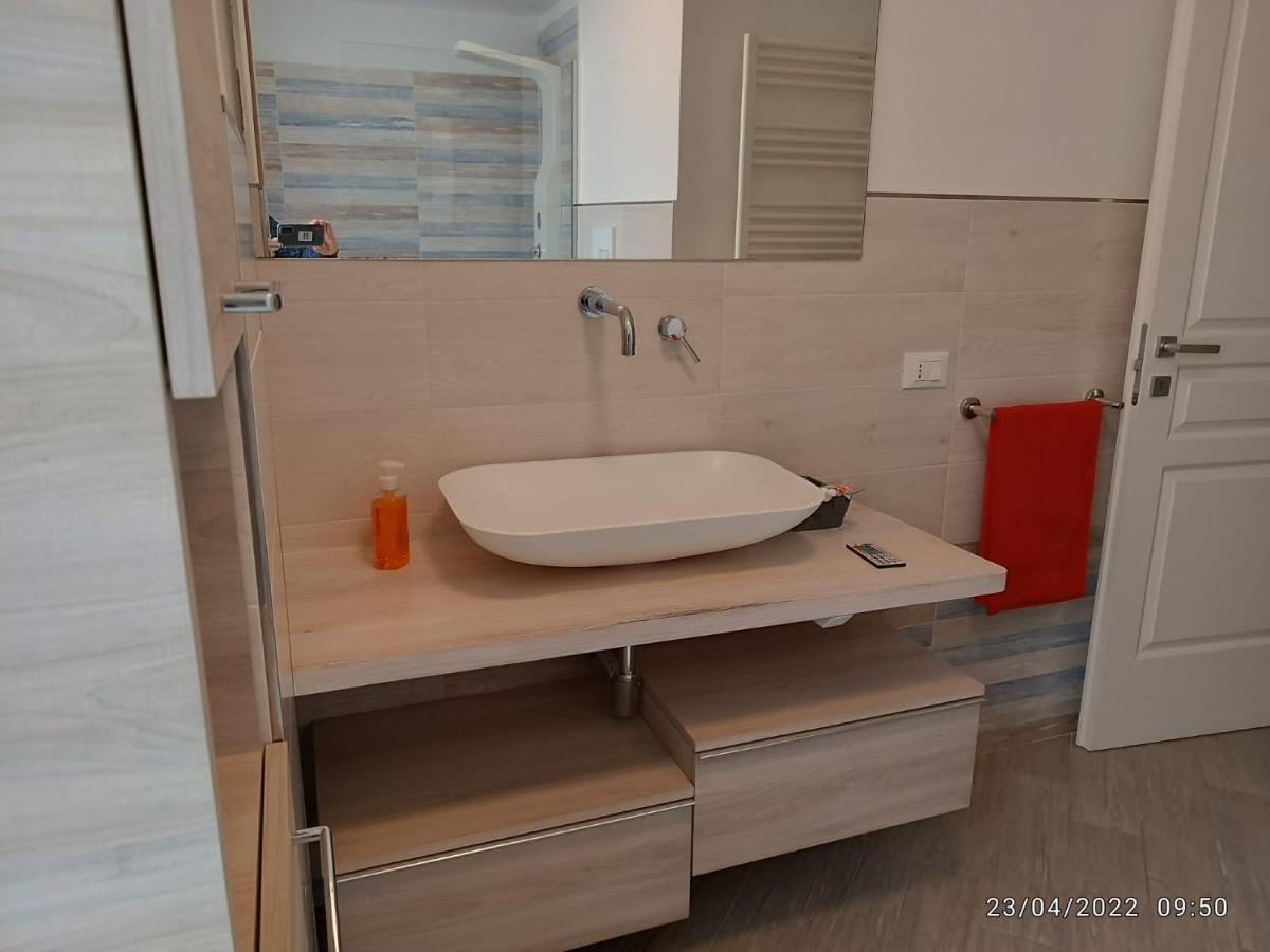 Ferienwohnung Tra Cielo E Mare Capo dʼOrlando Exterior foto