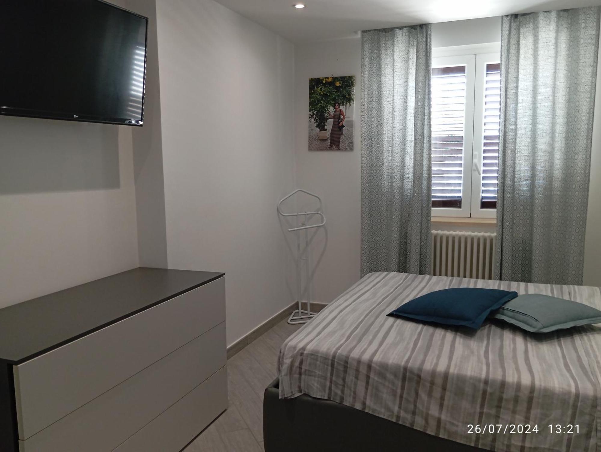 Ferienwohnung Tra Cielo E Mare Capo dʼOrlando Exterior foto